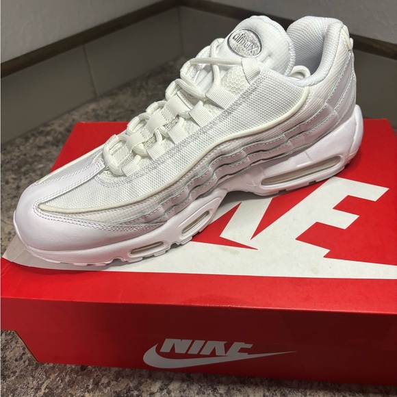 Nike Air Max 95 Essential "White/White-Grey Fog" Men's Running Shoes - Picture 4 of 4
